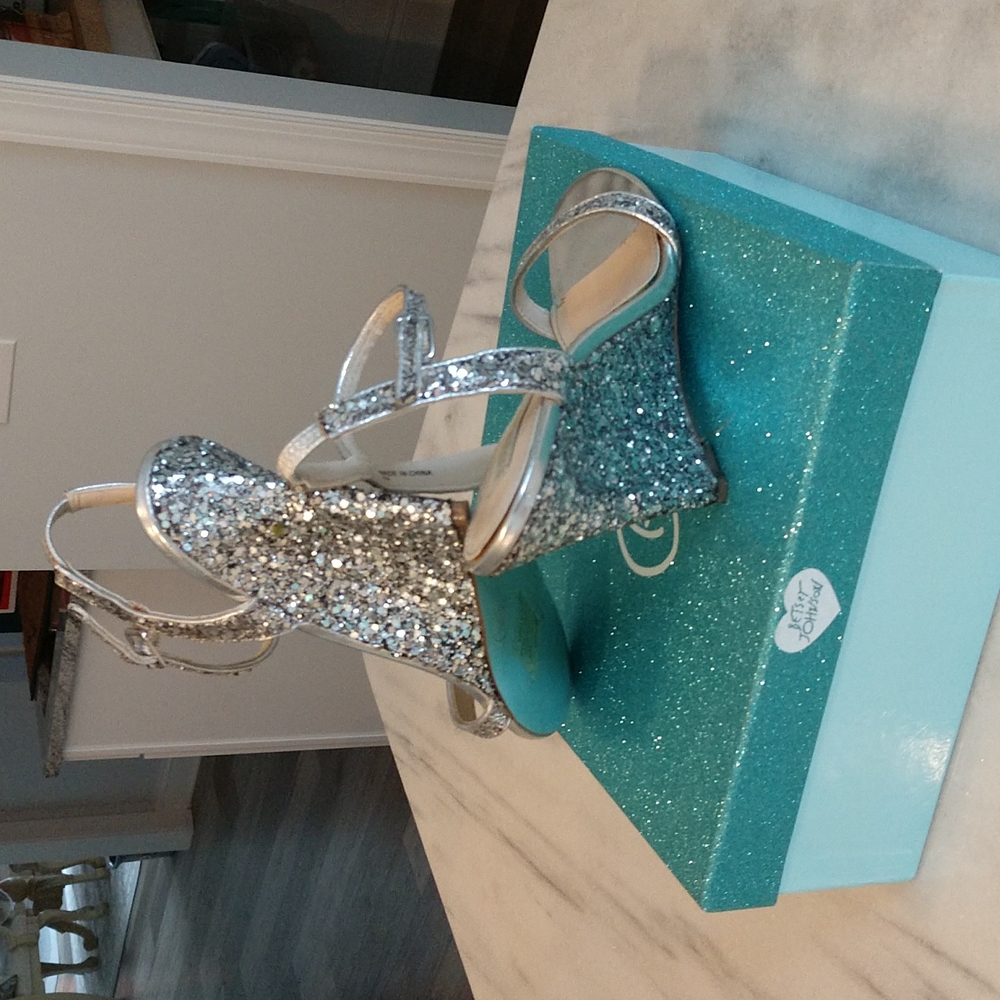 Betsy Johnson Darci silver glitter wedge